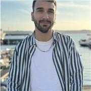 Soy italiano nativo y voy a dar clases particulares de lengua y cultura italiana a cualquiera quiere aprenderlas.